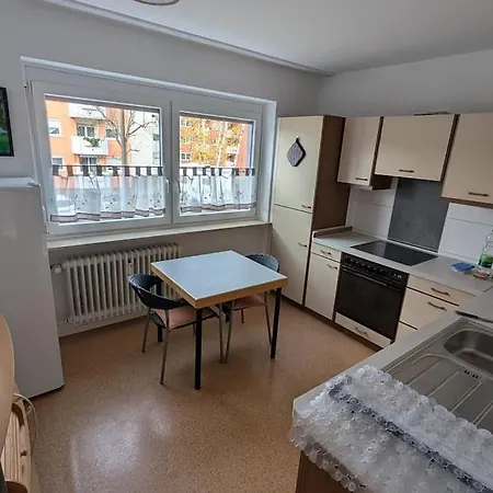 3rooms For Business Or Family Apartment